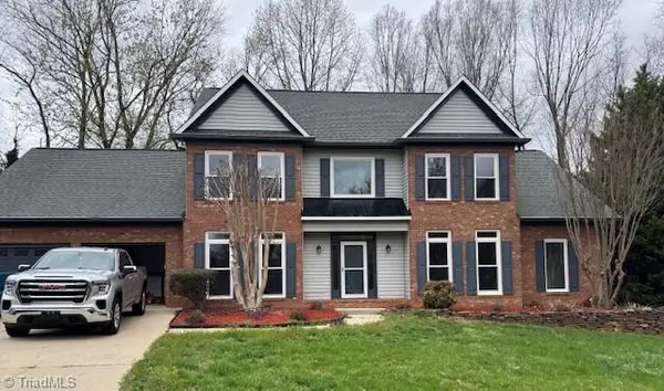 3412 Lochurst Court, Pfafftown, NC 27040