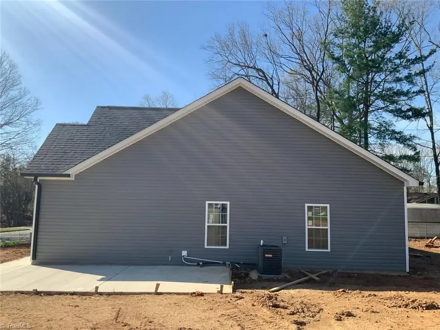 2802 Merryweather Road, Greensboro, NC 27407 - #2