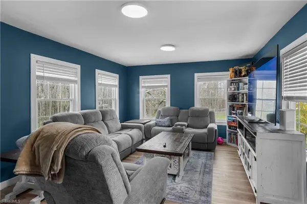 379 Pat Nixon Road, State Road, NC 28676