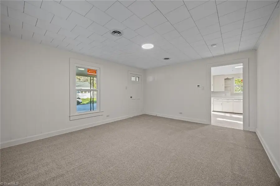 111 Miller Street, Thomasville, NC 27360 - #3