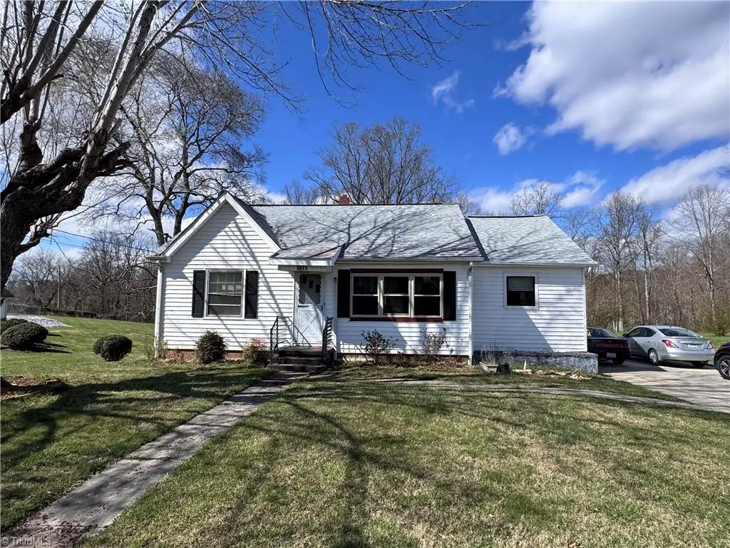 1611 E Pine Street, Mount Airy, NC 27030 - #1