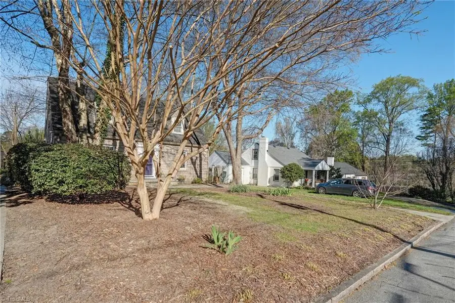 406 Westdale Place, Greensboro, NC 27403 - #3