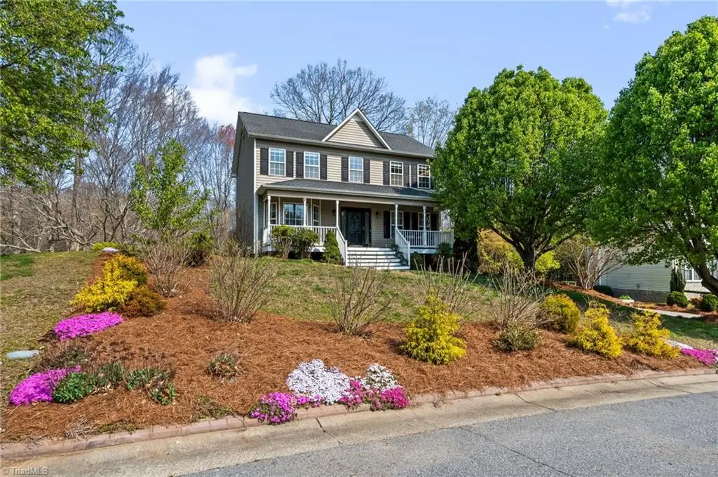 135 Valleyoak Court, Clemmons, NC 27012 - #1