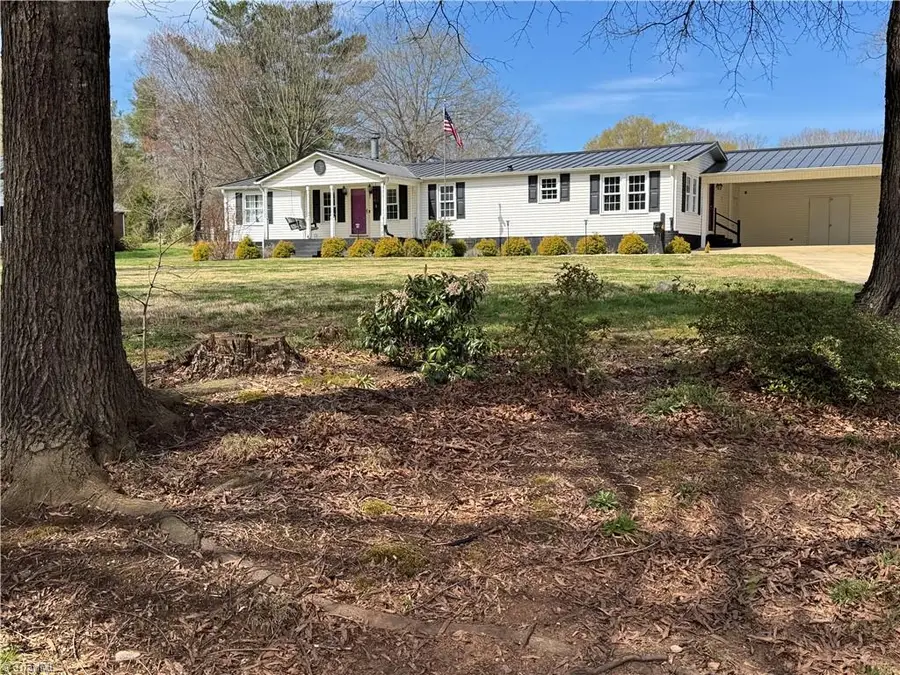 3932 Piney Mountain Road, Walnut Cove, NC 27052 - #2