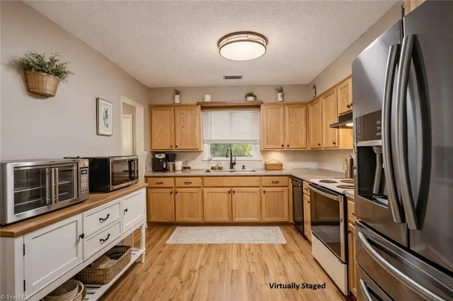 0328 Country Club Road, Wilkesboro, NC 28697 - #2