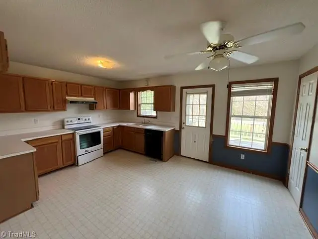 5140 Tutelo Trail, Winston Salem, NC 27127 - #3