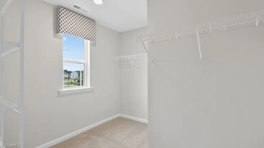 117 Beechwood Circle, Thomasville, NC 27360 - #3