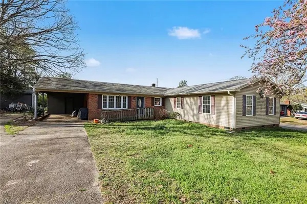 4240 Compton Drive, Winston-Salem, NC 27107