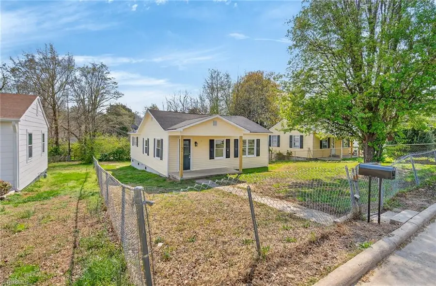 3 Circle Drive, Reidsville, NC 27320 - #3