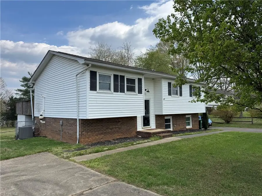 2741 River Ridge Road, Pfafftown, NC 27040 - #2