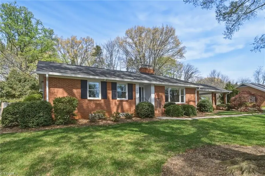 2442 Greenwich Road, Winston Salem, NC 27104 - #3