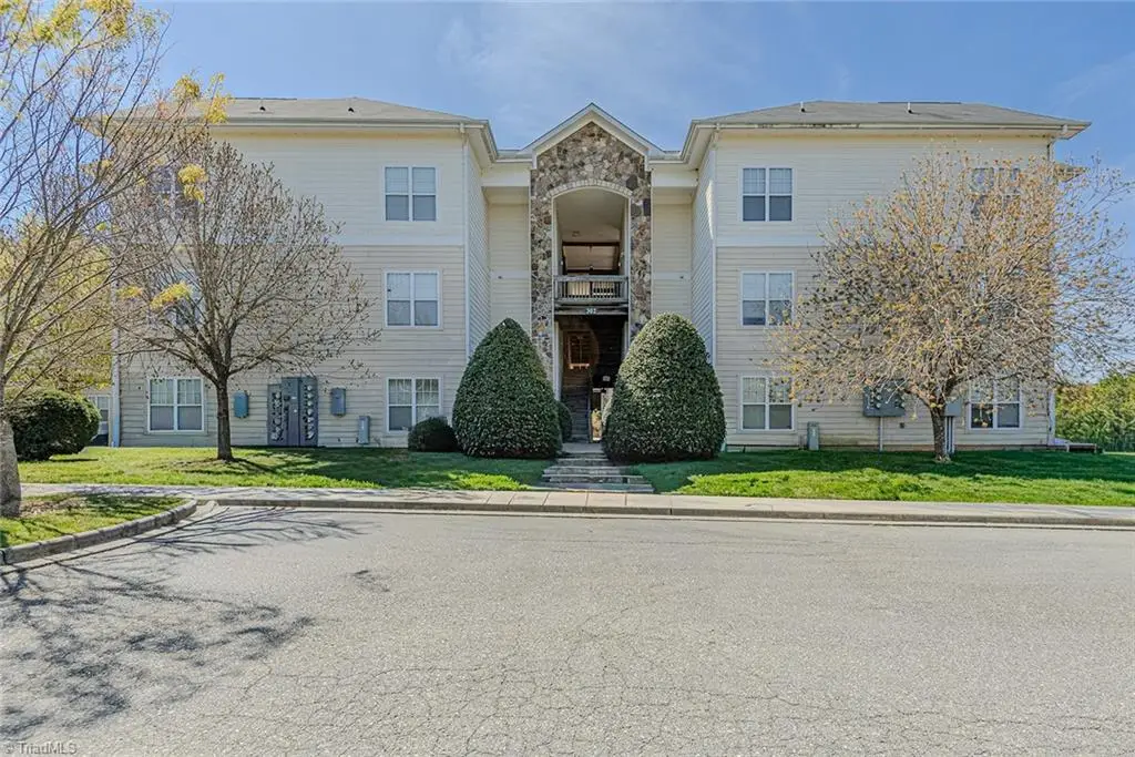 302 Campus Walk Trail #101, Elon, NC 27244 - #1