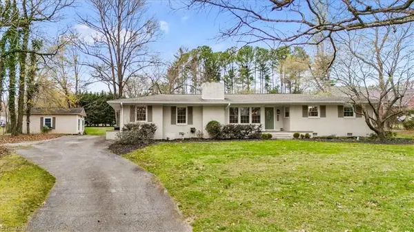 6909 Wooden Rail Lane, Summerfield, NC 27358