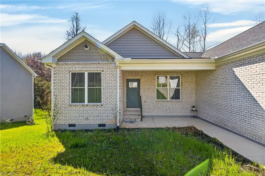 2113 Lancey Drive, Thomasville, NC 27360 - #2