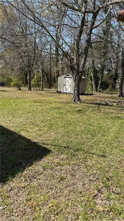 438 Fulton Street, Burlington, NC 27217 - #2