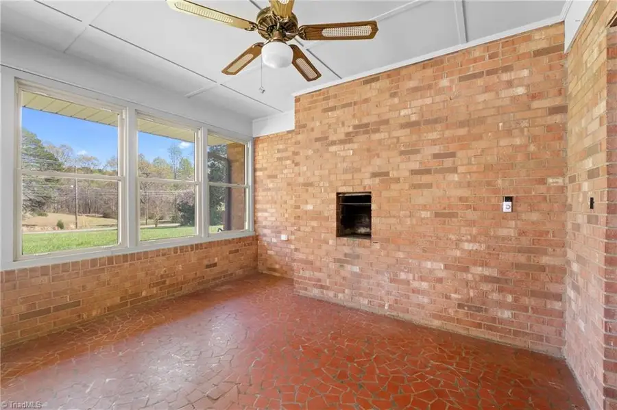 9188 Nc Highway 8, Lexington, NC 27292 - #3