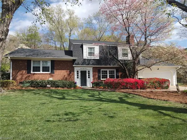 3811 Willowood Drive, Clemmons, NC 27012