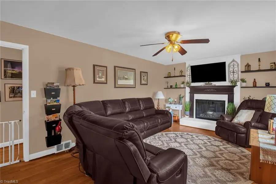 11 Swaim Drive, Thomasville, NC 27360 - #3