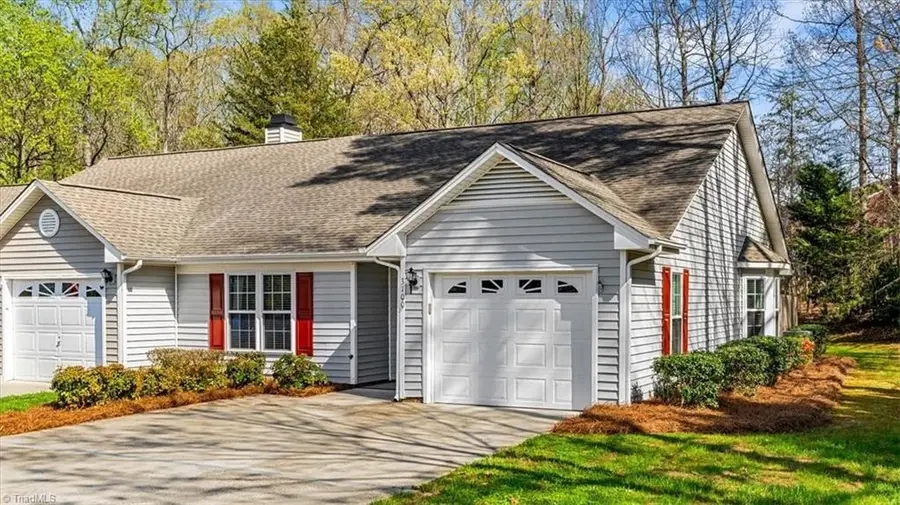 3100 Woodpoint Street, Jamestown, NC 27282 - #2