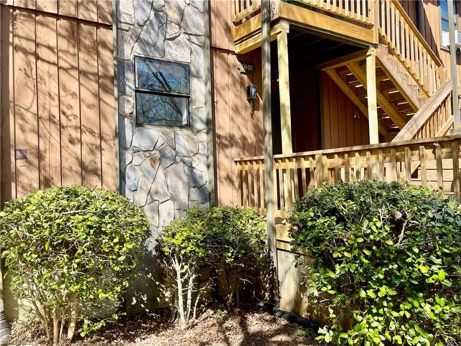 1801 Aspen Way, Winston Salem, NC 27106 - #3