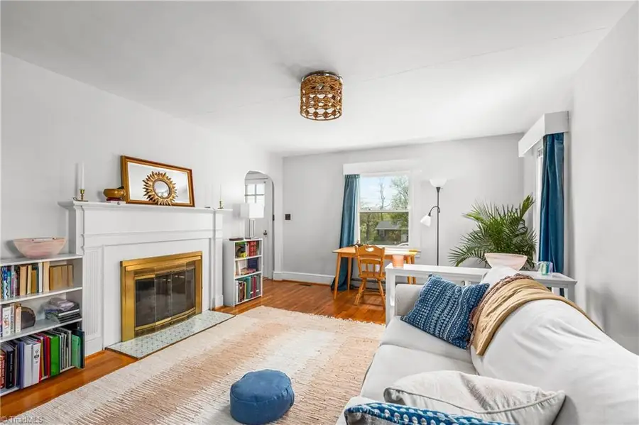 641 Willowbrook Lane, Winston Salem, NC 27104 - #3