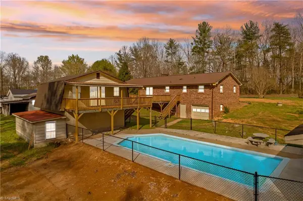 1804 Clingman Road, Ronda, NC 28670