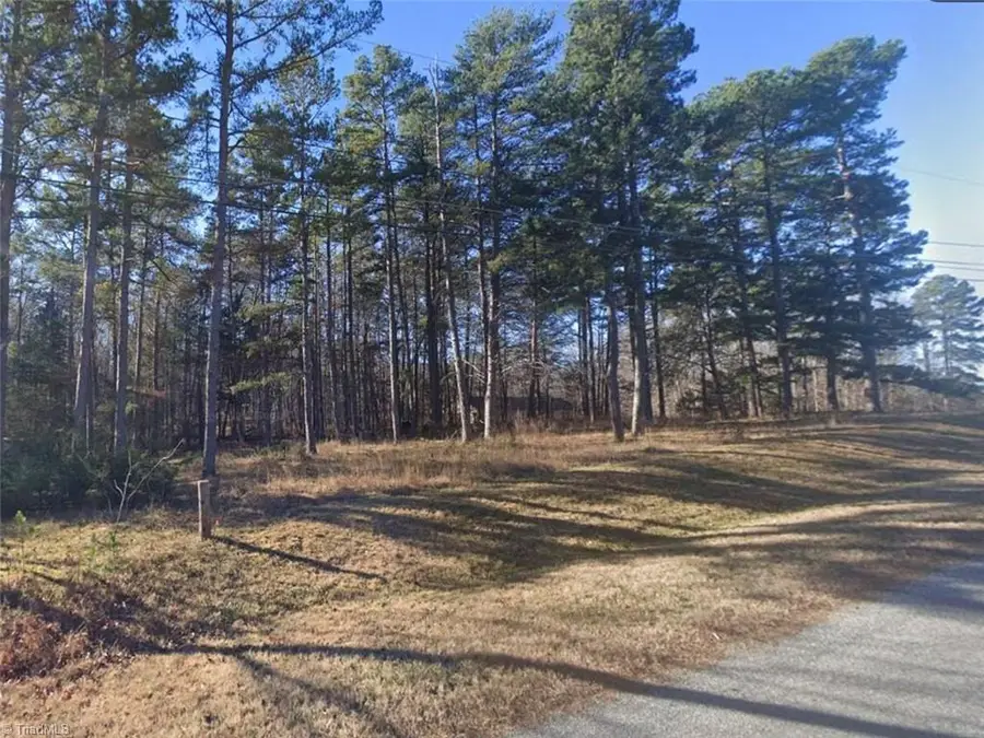 000 Eddinger Road, Thomasville, NC 27360 - #3