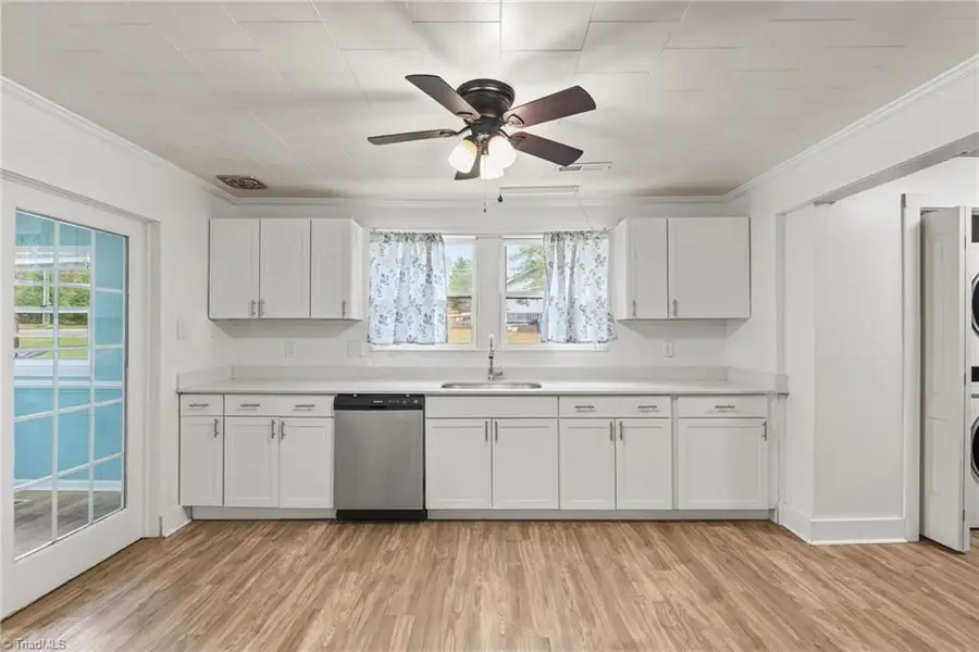 216 Sunrise Avenue, Franklinville, NC 27248 - #3