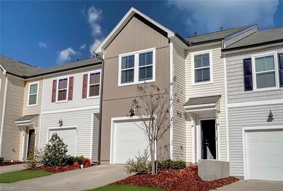 892 Falls Grove Trl Falls Grove Trail, High Point, NC 27265 - #2