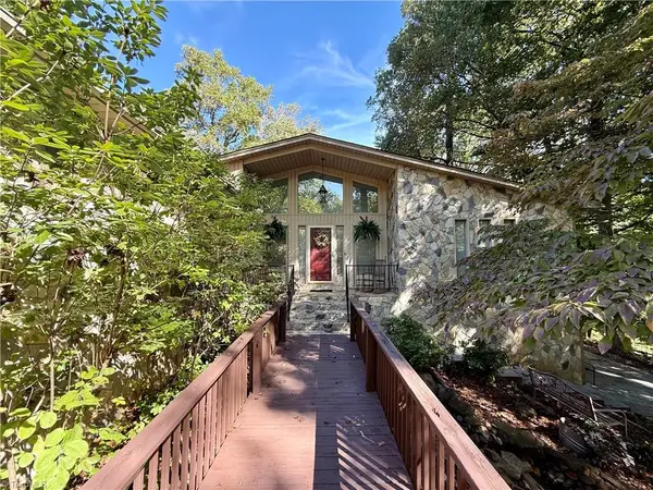 7352 Oak Bucket Road, Thomasville, NC 27360