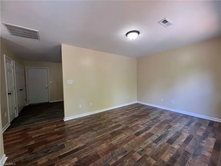 403 Farmer Avenue, Lexington, NC 27292 - #3