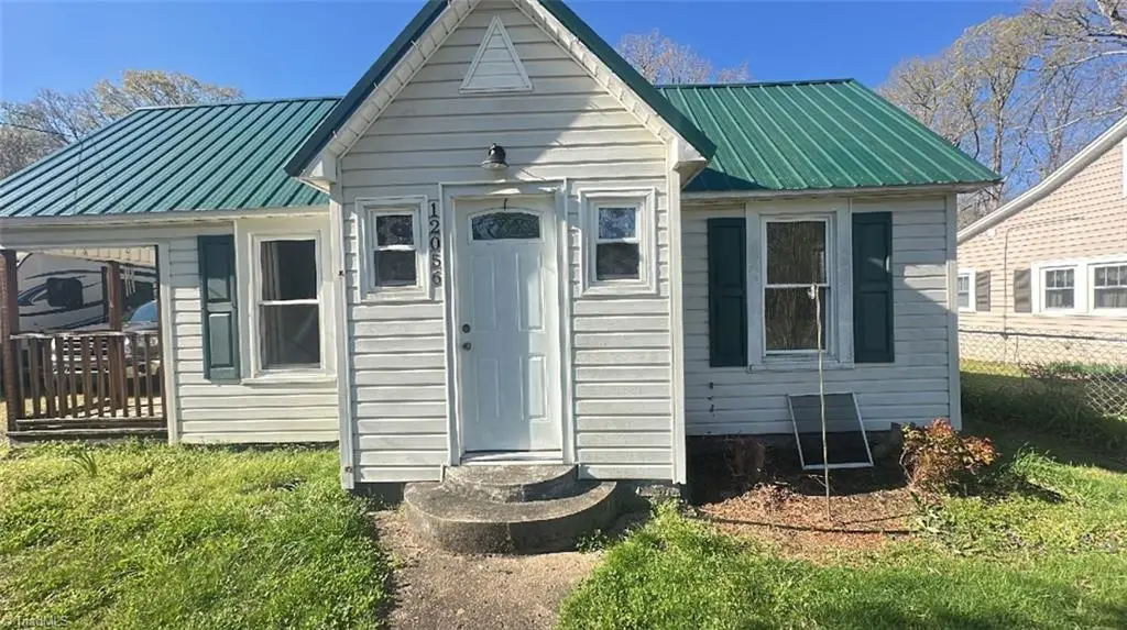 12056 Old Us Highway 64, Lexington, NC 27292 - #1