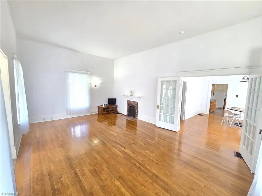 410 E Sprague Street, Winston Salem, NC 27127 - #2