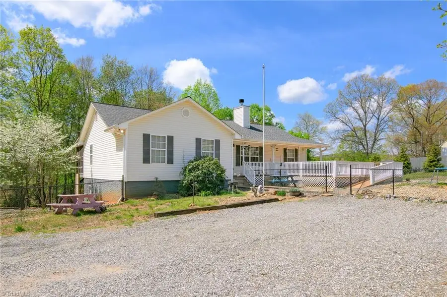 533 Tuckers Grove Road, Statesville, NC 28625 - #3