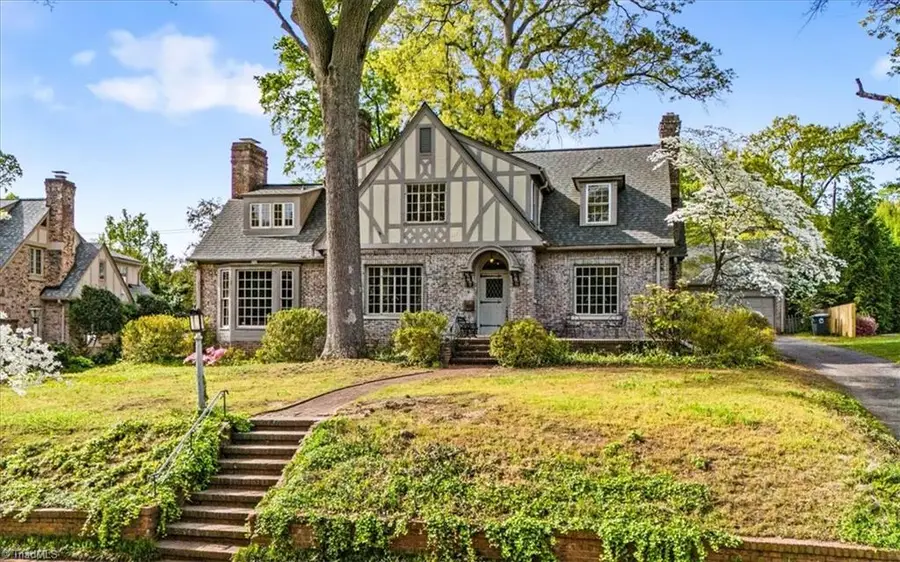 812 Dover Road, Greensboro, NC 27408 - #2