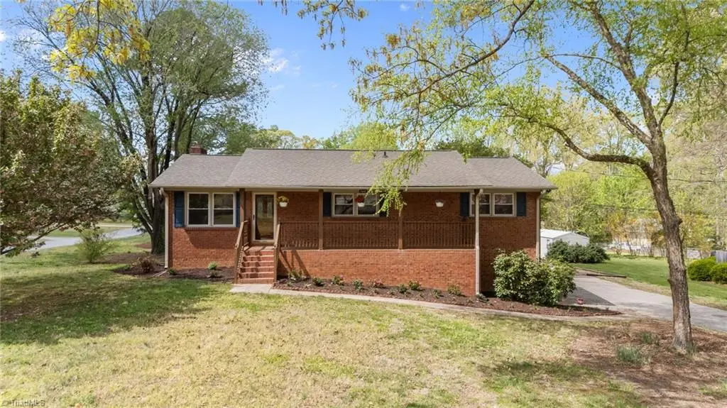 207 Chestnut Lane, Midway, NC 27107 - #1