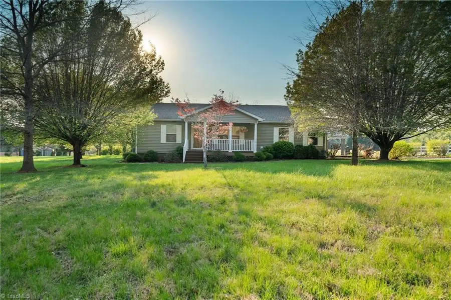 5150 Paramount Road, Pfafftown, NC 27040 - #3