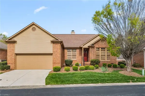 913 Flicker Lane, High Point, NC 27262