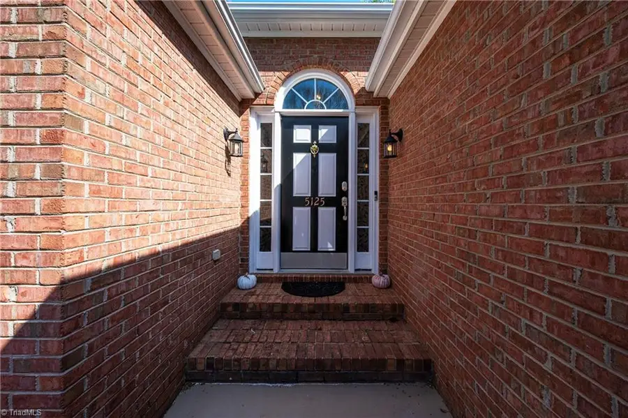 5125 Old Plantation Circle, Winston Salem, NC 27104 - #2