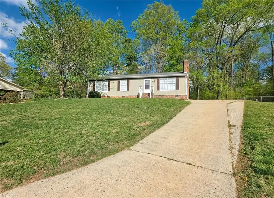 3 Woodlake Court, Greensboro, NC 27406 - #3