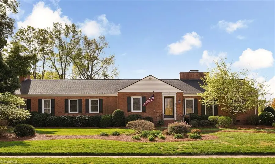 317 S Main Street, Kernersville, NC 27284 - #2