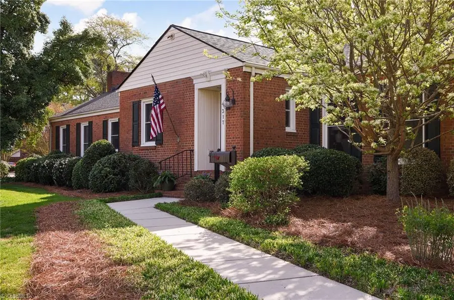 317 S Main Street, Kernersville, NC 27284 - #3