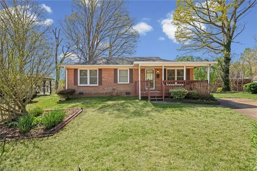 3950 Burnham Circle, Winston Salem, NC 27105 - #1