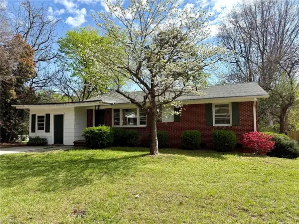 2003 Vanstory Street, Greensboro, NC 27403