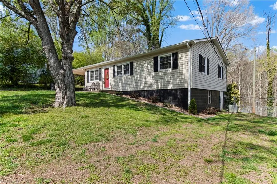 239 Harris Avenue, Elkin, NC 28621 - #3