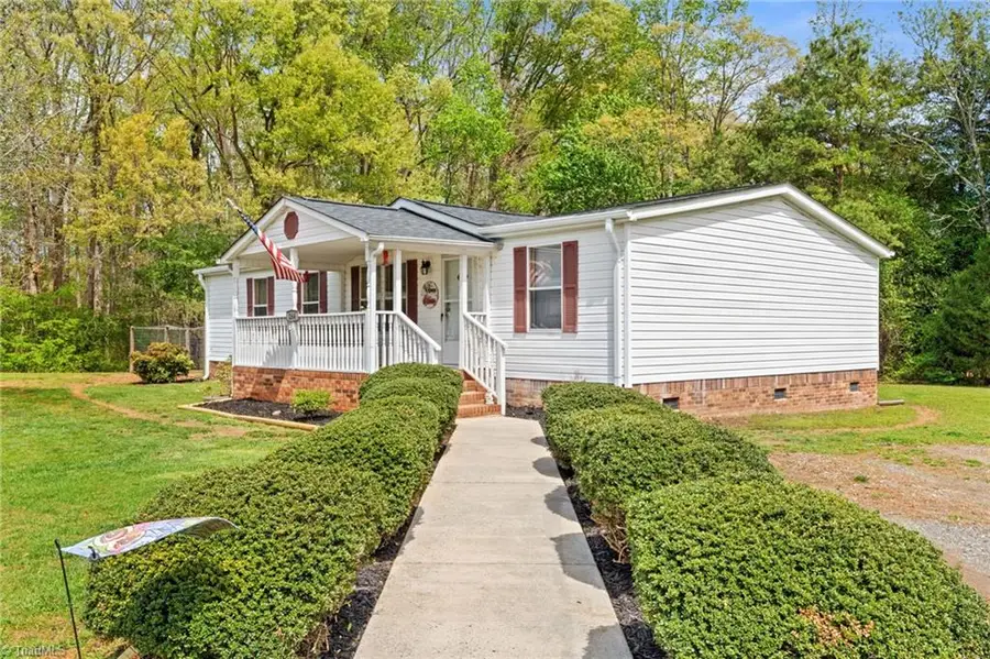 284 Quail Hill Drive, Lexington, NC 27295 - #2