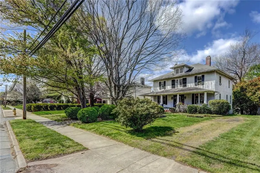 712 S Main Street, Reidsville, NC 27320 - #2