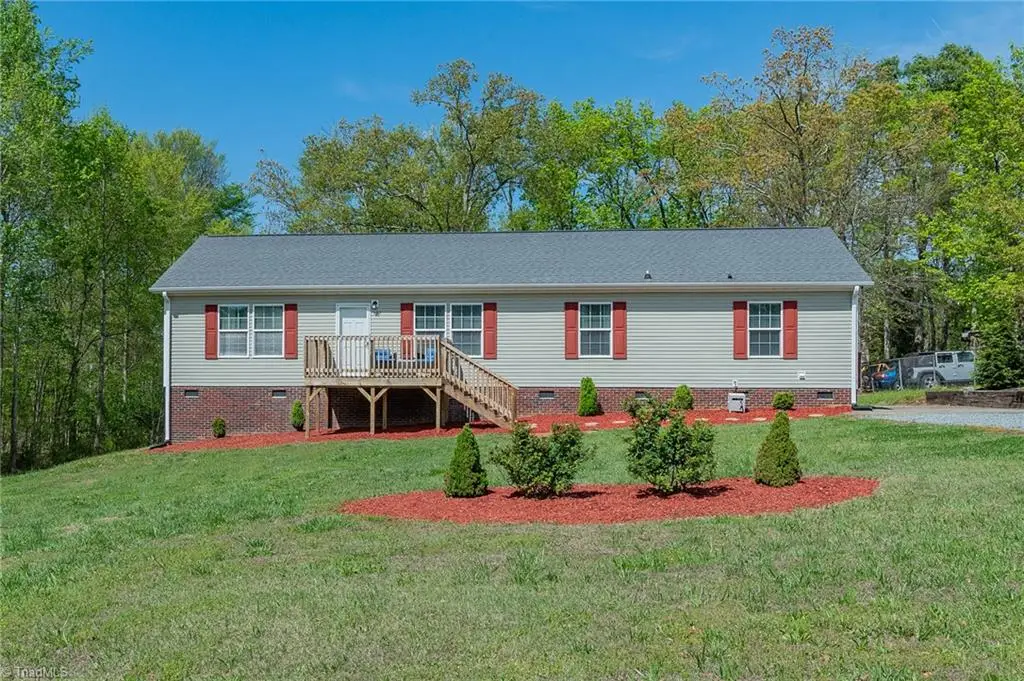 396 Regina Drive, Thomasville, NC 27360 - #1