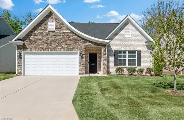 1057 Woodview Ridge Trail, Lewisville, NC 27023