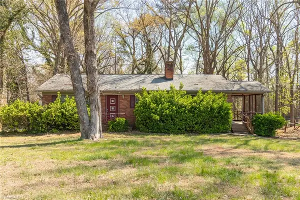 3420 Greenhill Drive, High Point, NC 27265